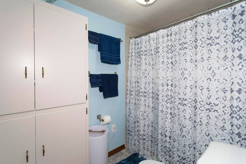 Photo of Bathroom in Village Seven