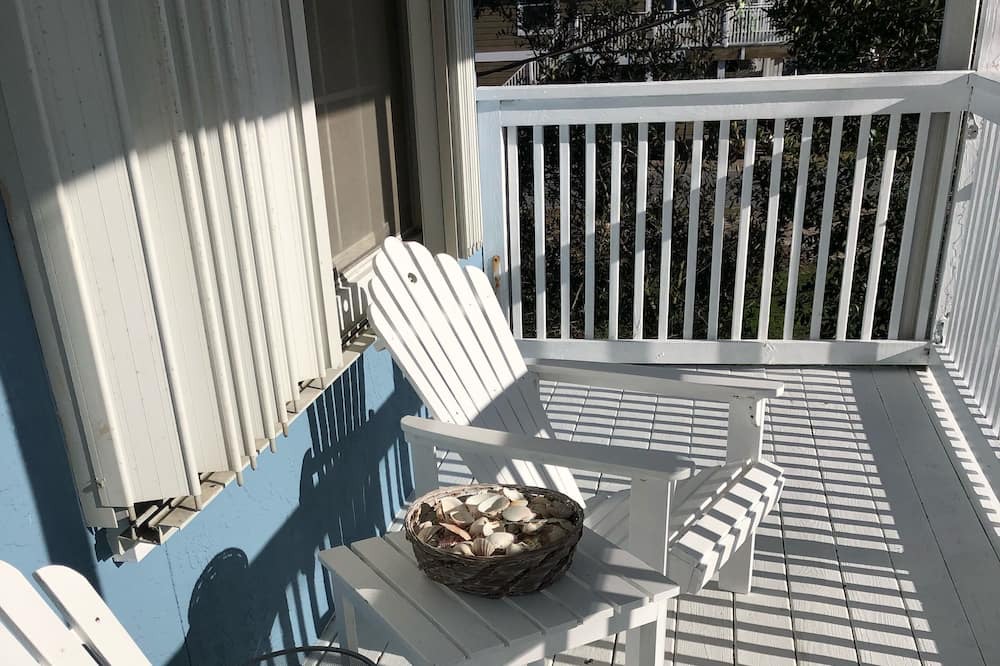 Photo of Patio Balcony in Bid-a-wee Beach