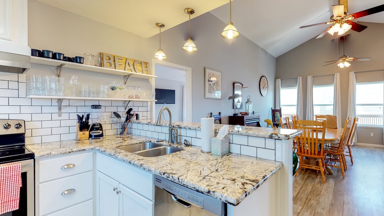Photo of Kitchen in Bermuda Beach