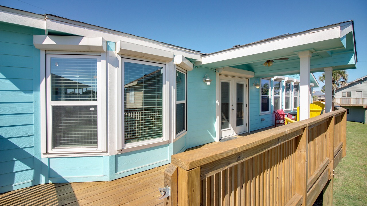 Photo of Patio Balcony in Bermuda Beach