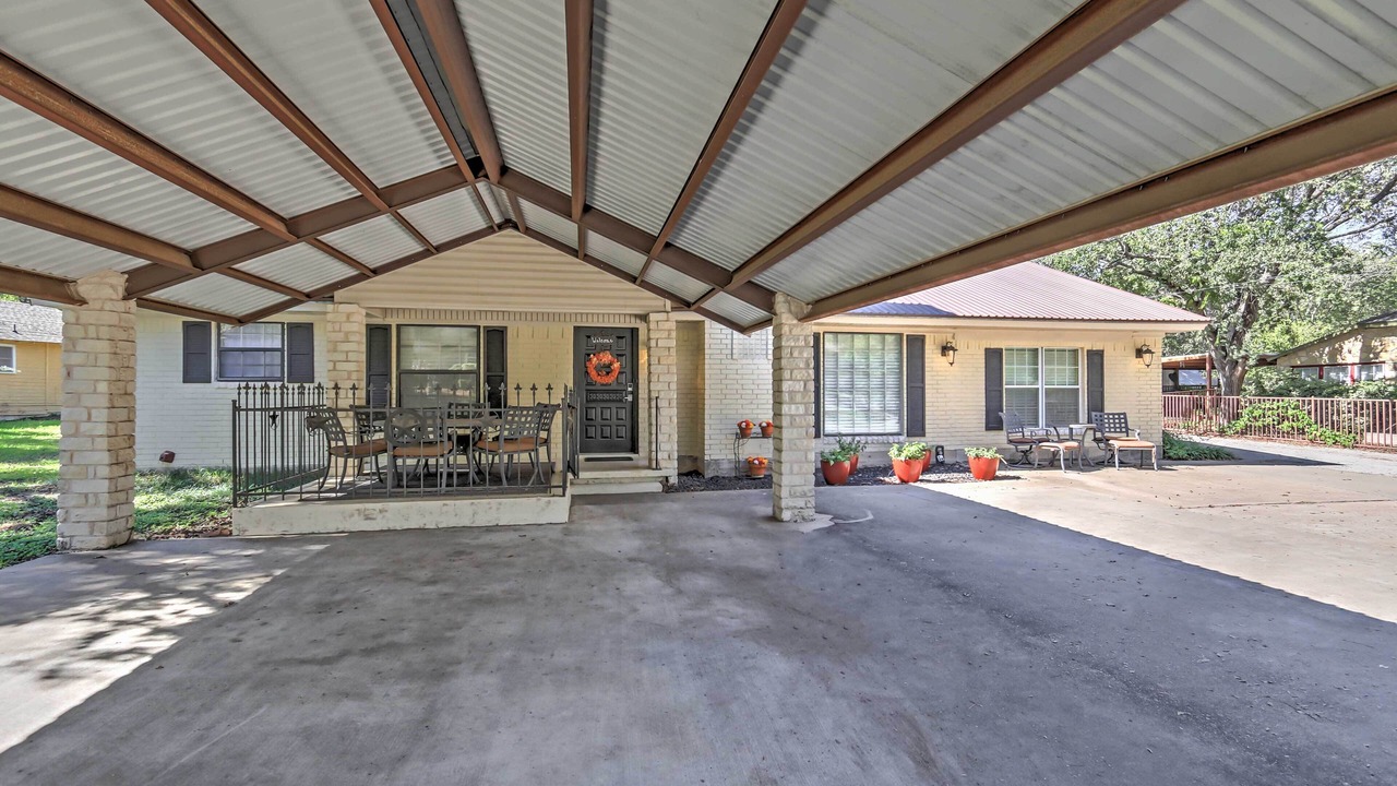 Photo of Outdoor in Glen Rose