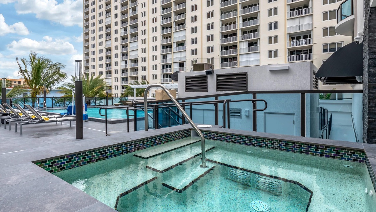 Photo of Outdoor in Lauderdale Beach