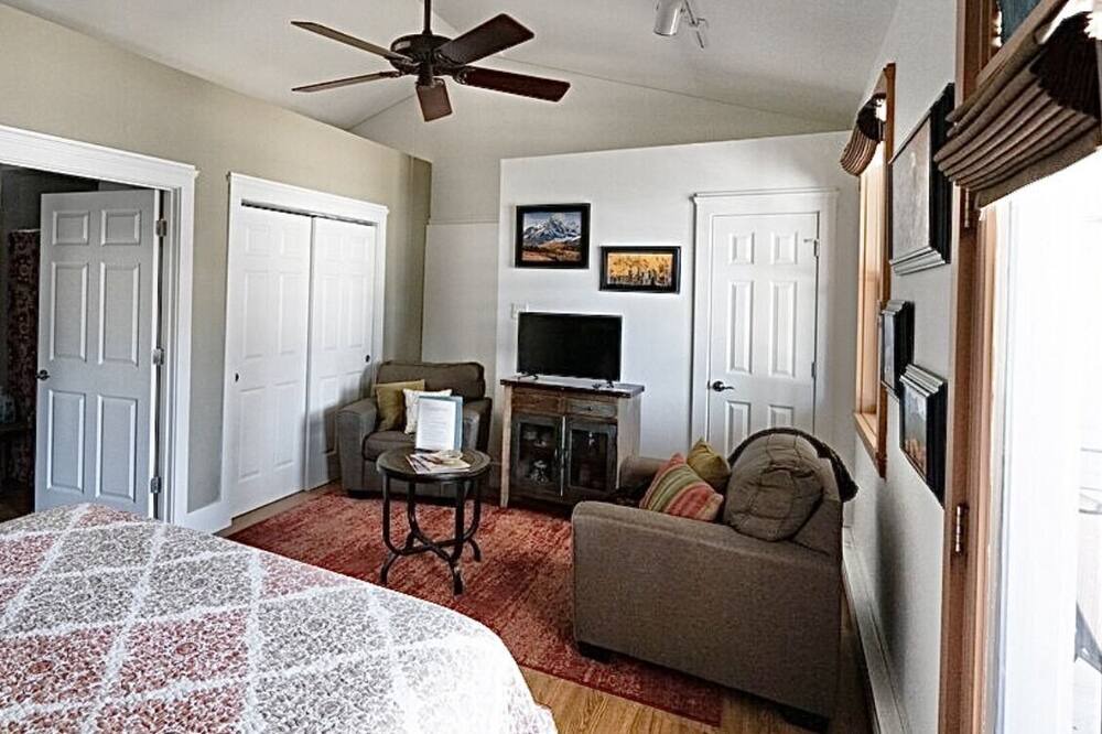 Photo of Bedroom in Westcliffe