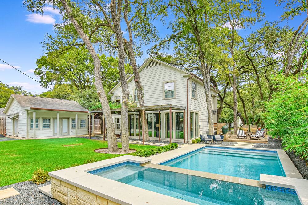 Photo of Outdoor in Pemberton Heights