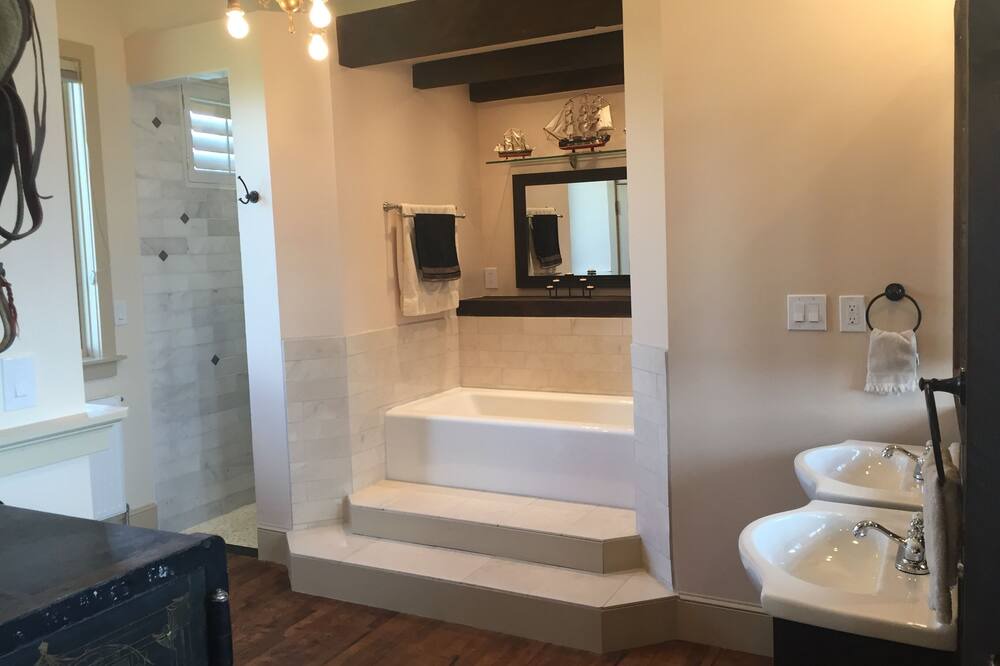 Photo of Bathroom in Durango
