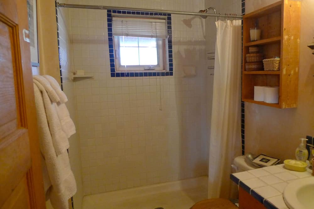 Photo of Bathroom in Bosque Farms