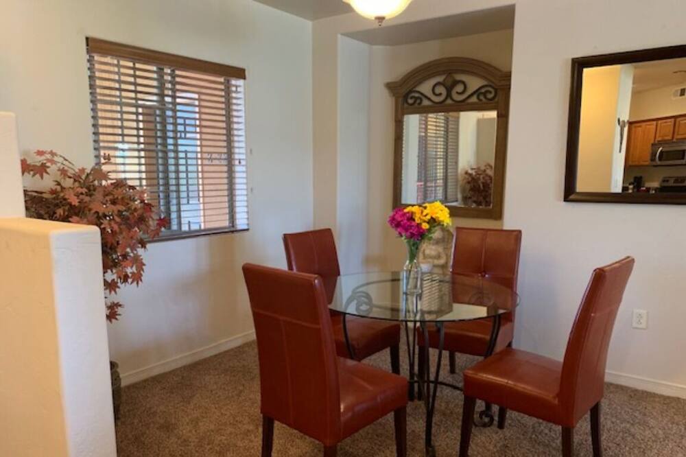 Photo of Livingroom in Mesilla Park