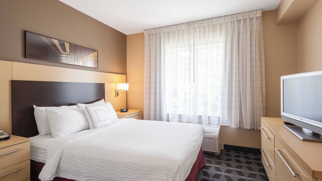 Photo of Bedroom in Southpoint