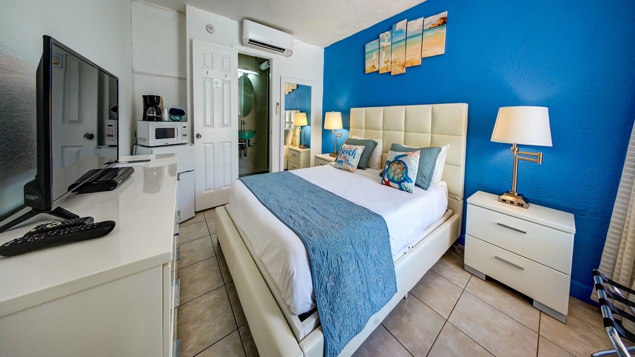 Photo of Bedroom in Lauderdale-by-the-Sea