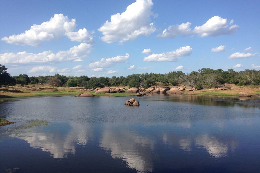 Photo of Outdoor in Kingsland