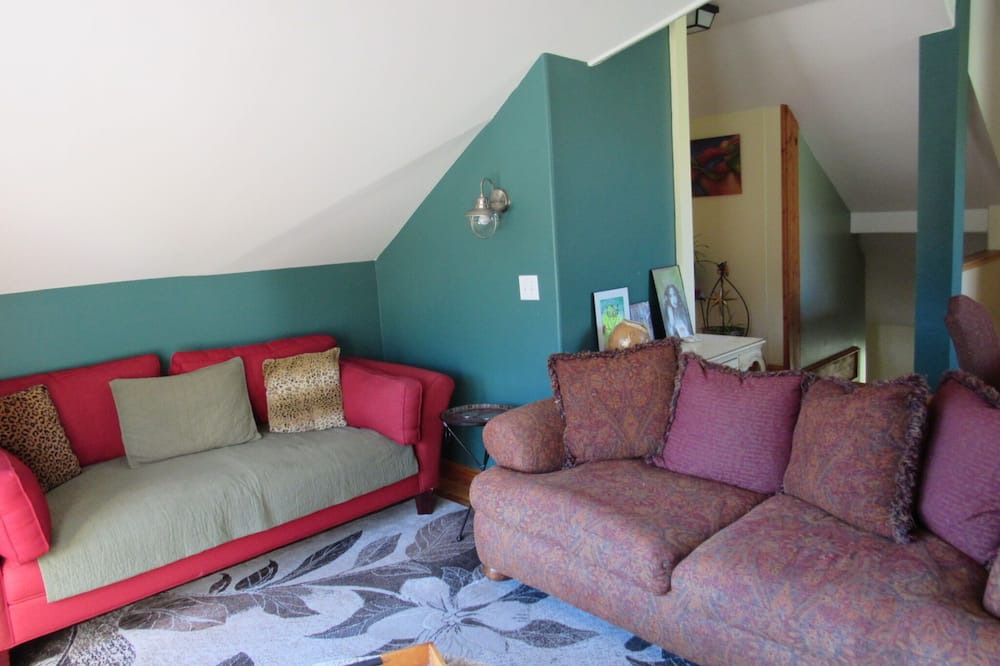 Photo of Livingroom in Crestone