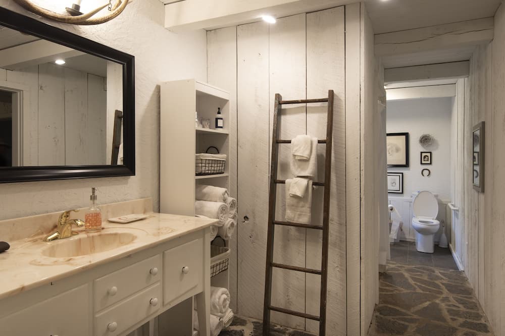 Photo of Bathroom in Wilburn