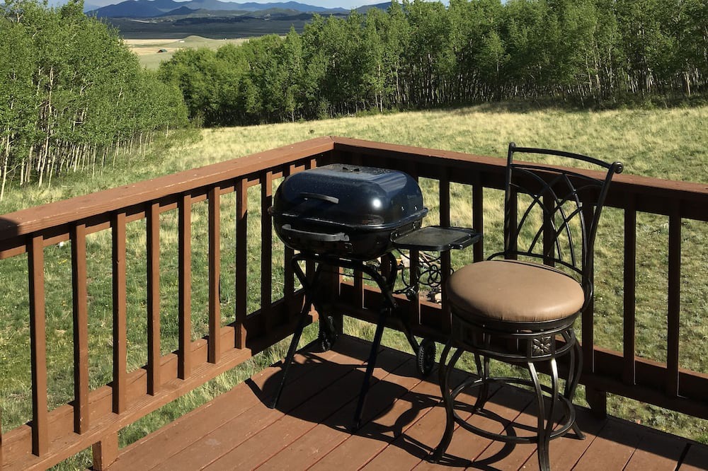 Photo of Patio Balcony in Michigan Hill