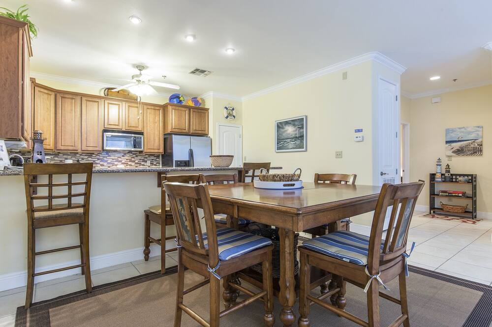 Photo of Livingroom in South Padre Island
