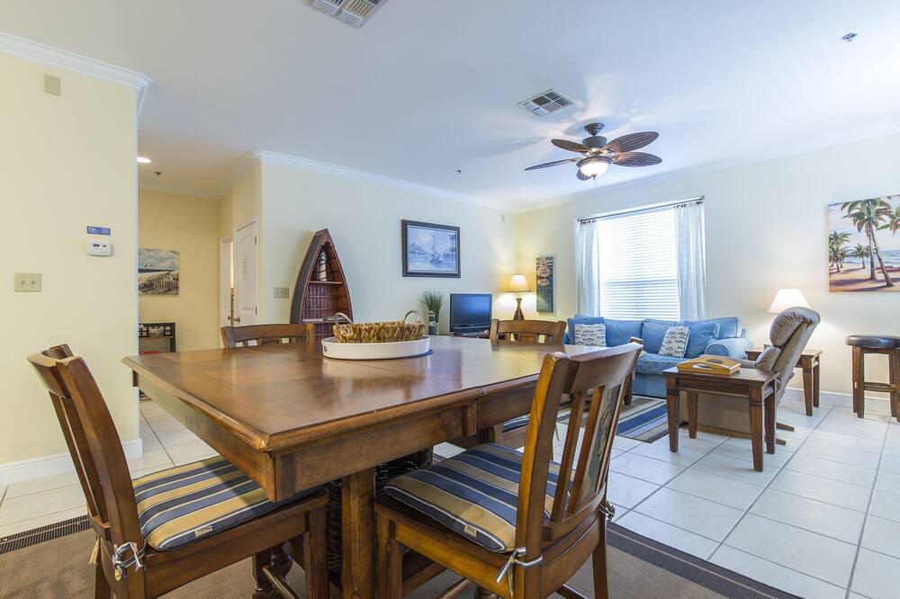 Photo of Livingroom in South Padre Island