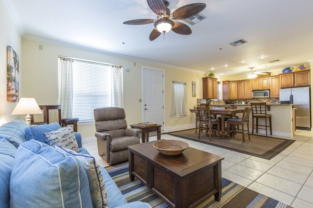 Photo of Livingroom in South Padre Island
