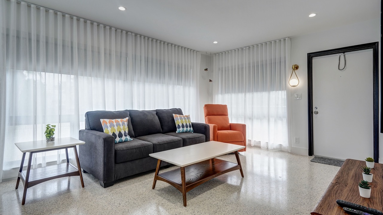 Photo of Bedroom in Deerfield Beach