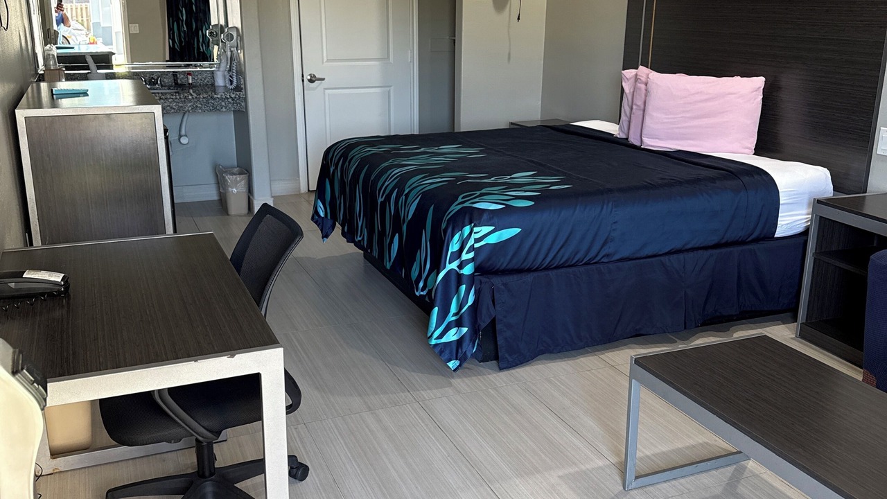 Photo of Bedroom in FM 1960