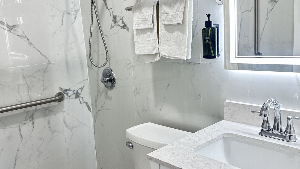 Photo of Bathroom in South Venice