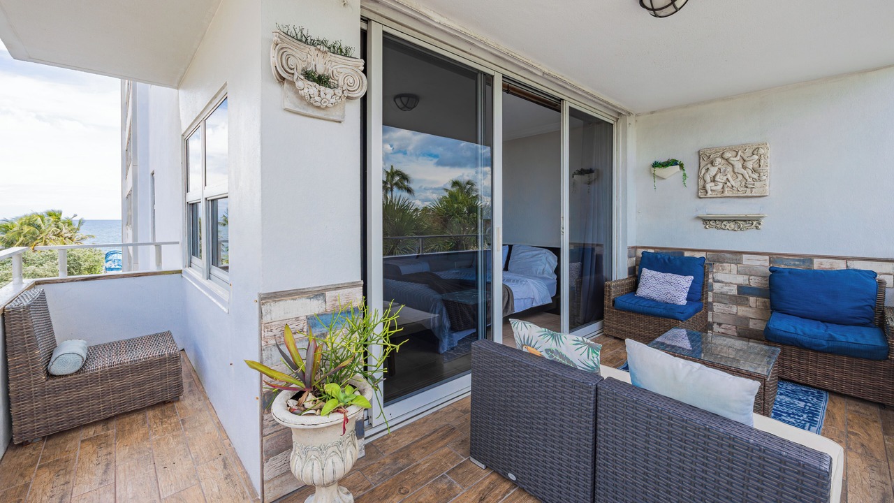 Photo of Patio Balcony in Galt Mile
