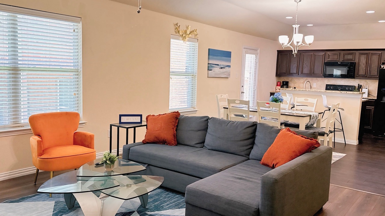 Photo of Livingroom in South Arlington