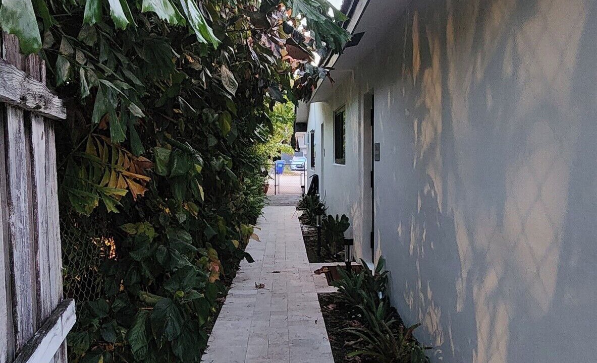 Photo of Outdoor in Coral Ridge Isles