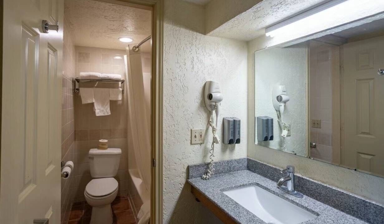 Photo of Bathroom in Clear Creek