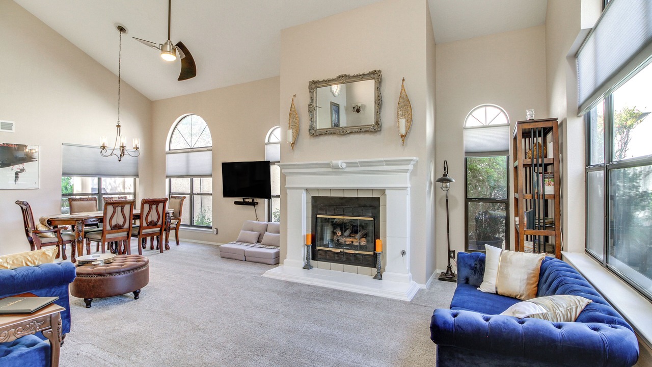 Photo of Livingroom in Northeast Heights