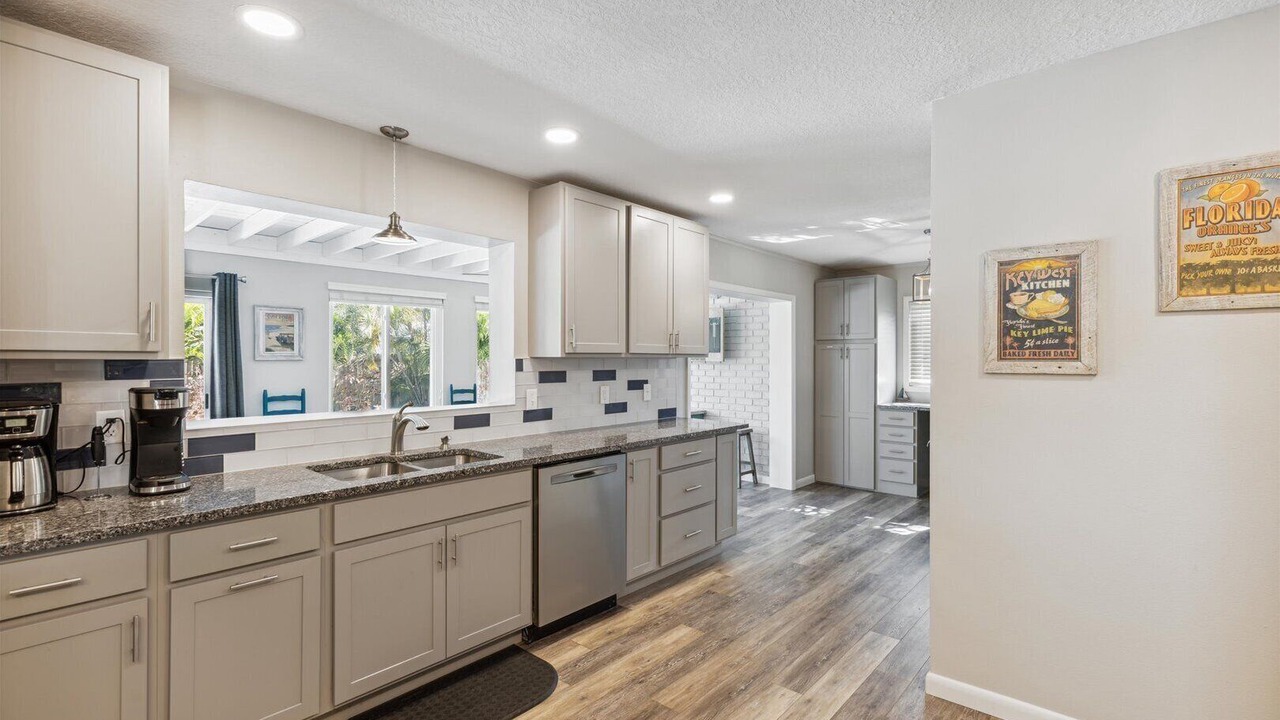 Photo of Kitchen in Seacoast Shores