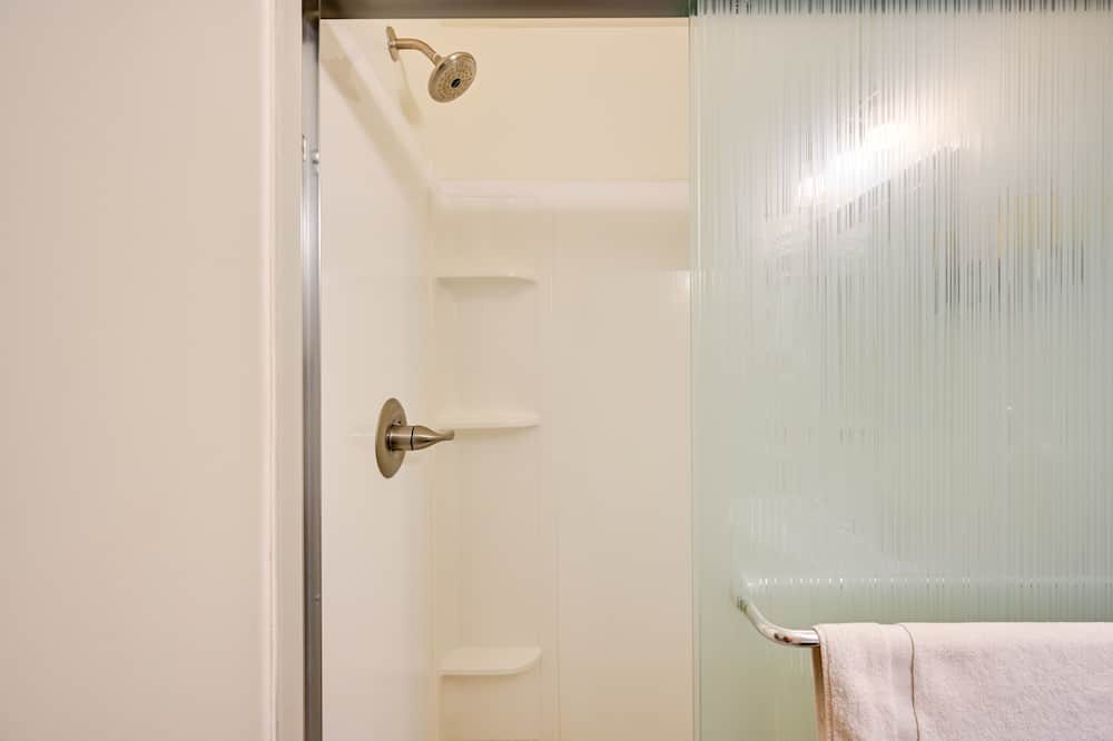 Photo of Bathroom in Crestone