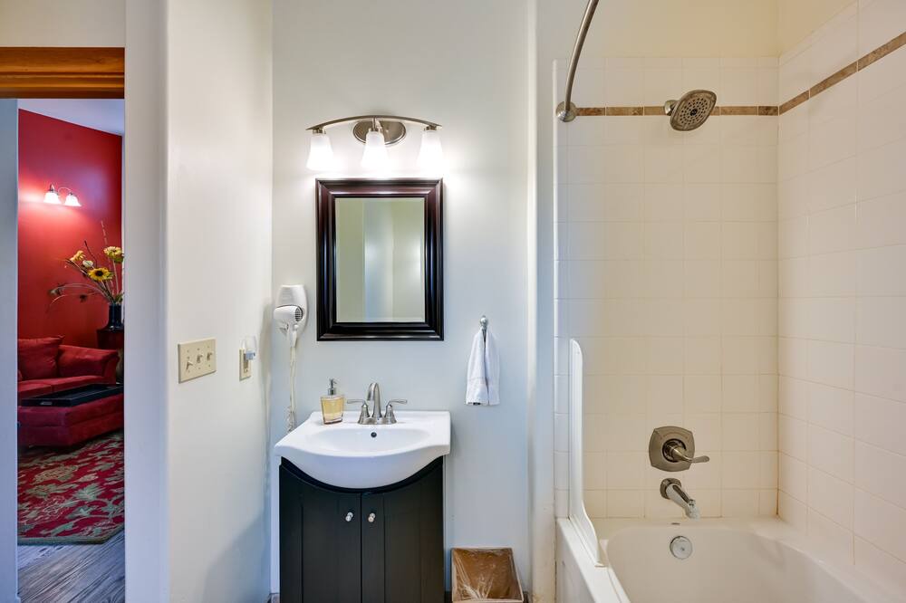 Photo of Bathroom in Crestone