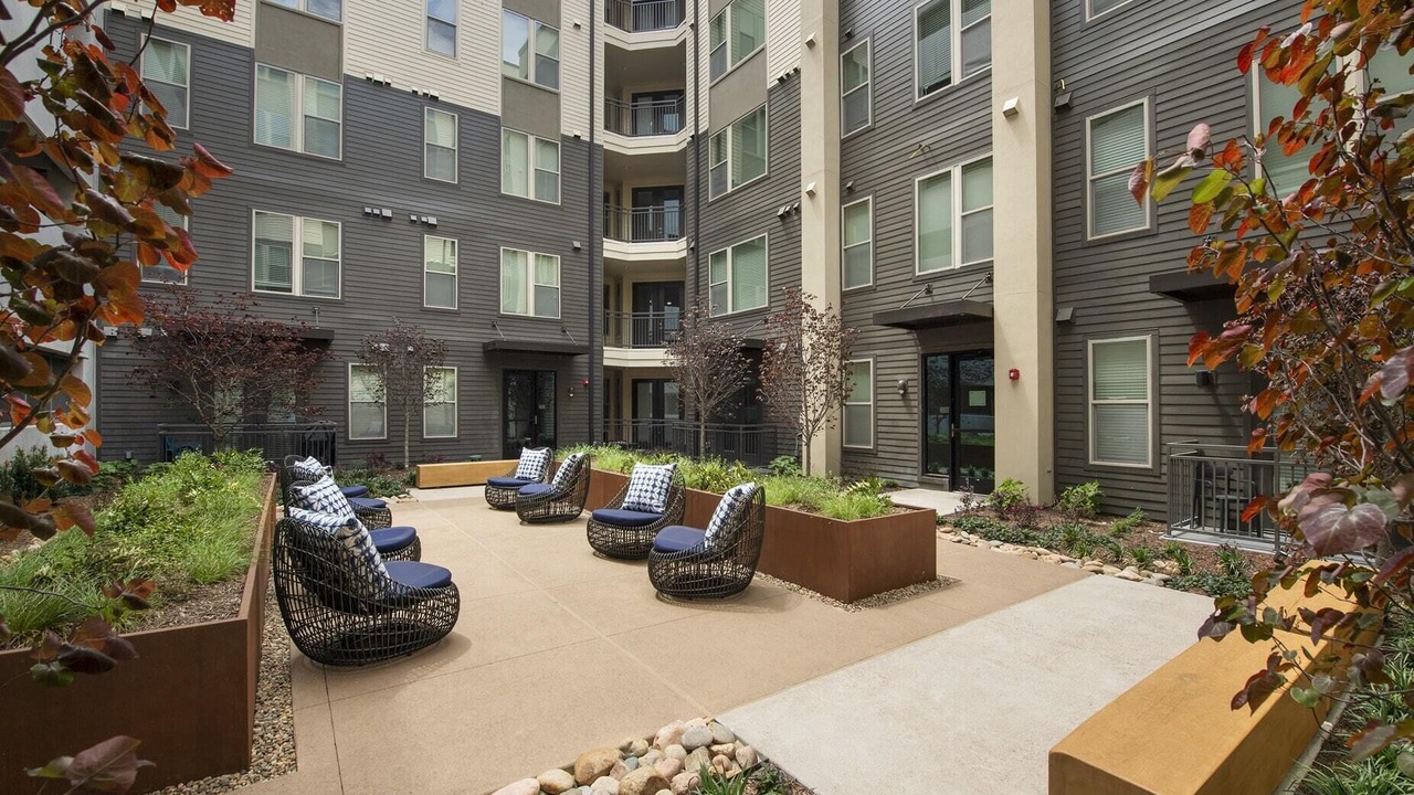 Photo of Outdoor in Dallas-Fort Worth Metroplex DFW