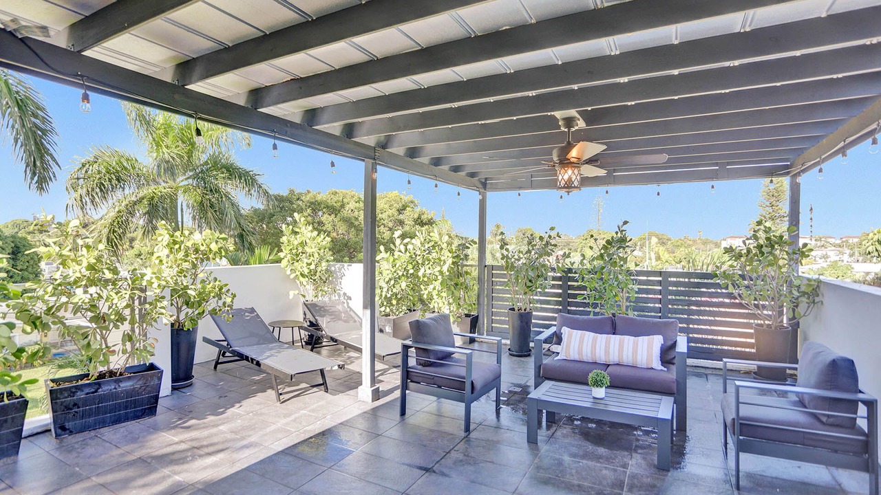 Photo of Patio Balcony in Royal Poinciana