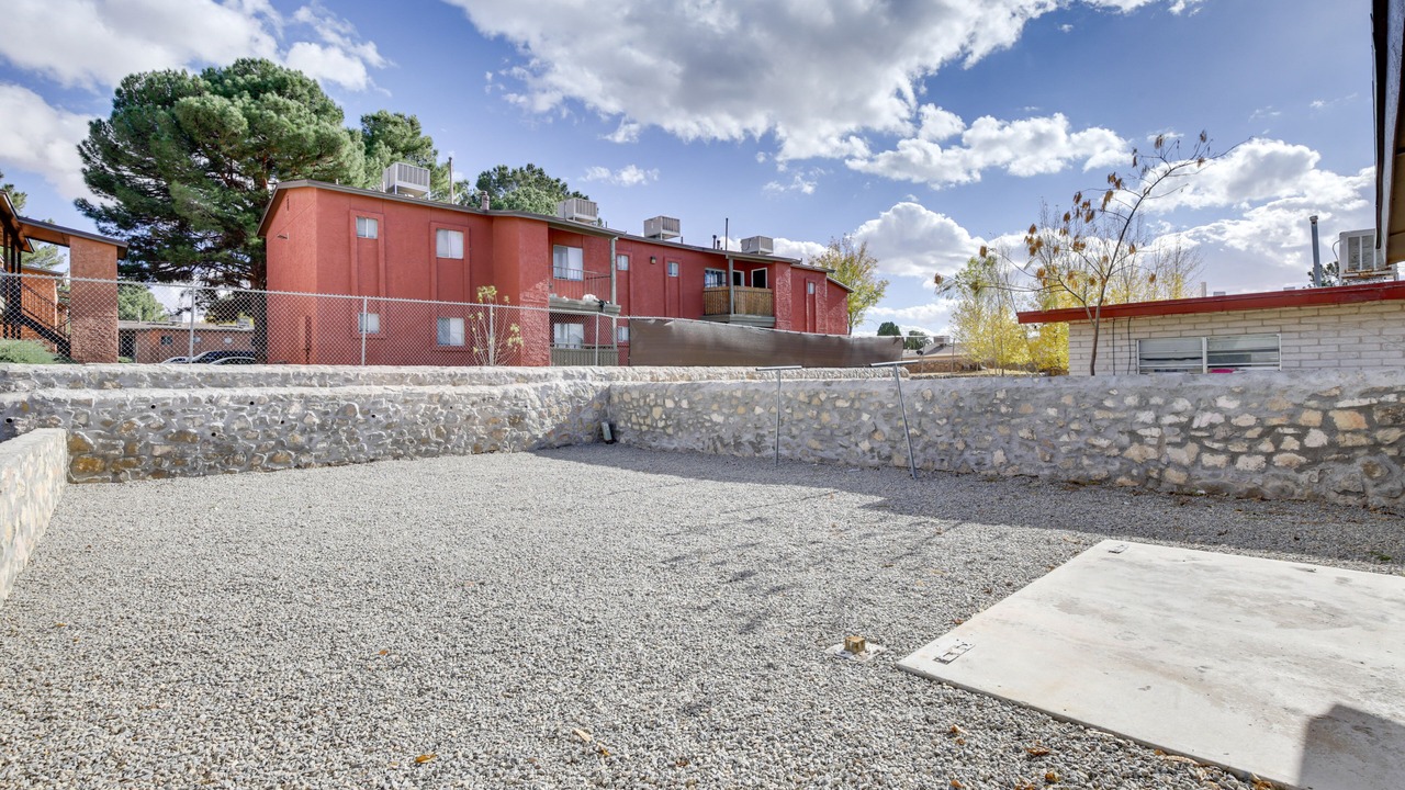 Photo of Outdoor in Biggs Field