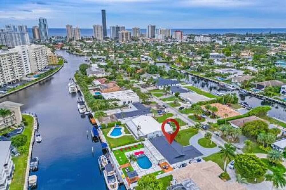 Photo of Others in Hallandale Beach