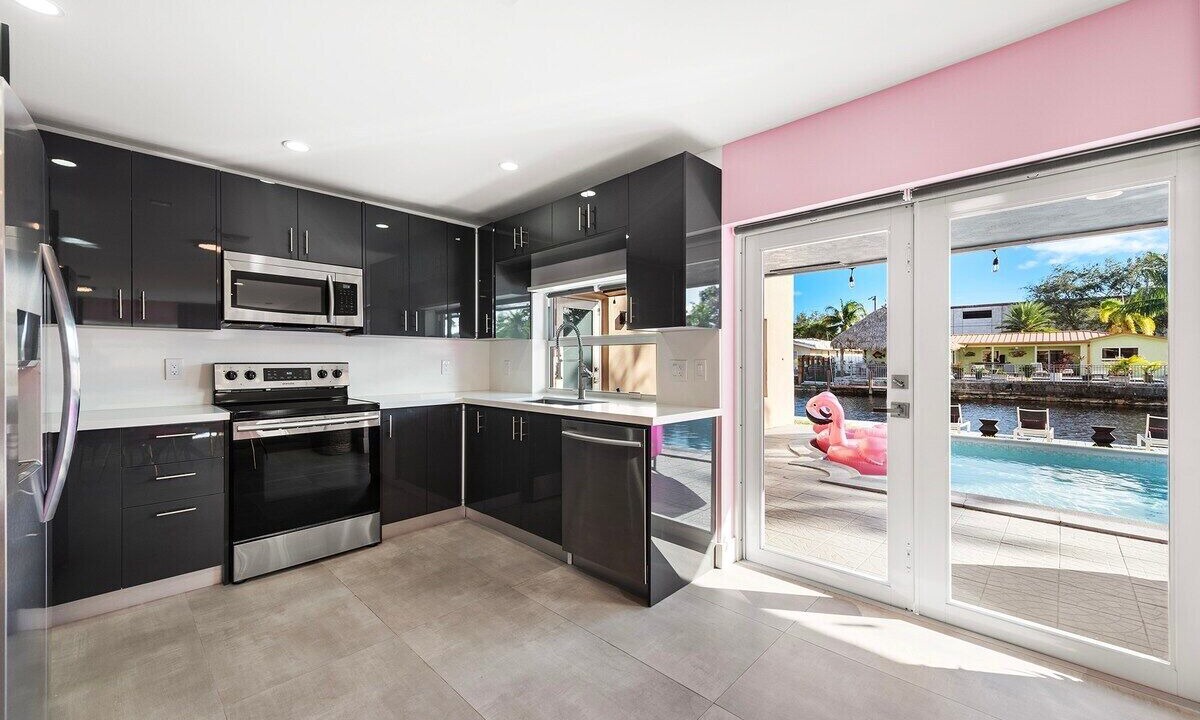 Photo of Kitchen in Coral Ridge Isles