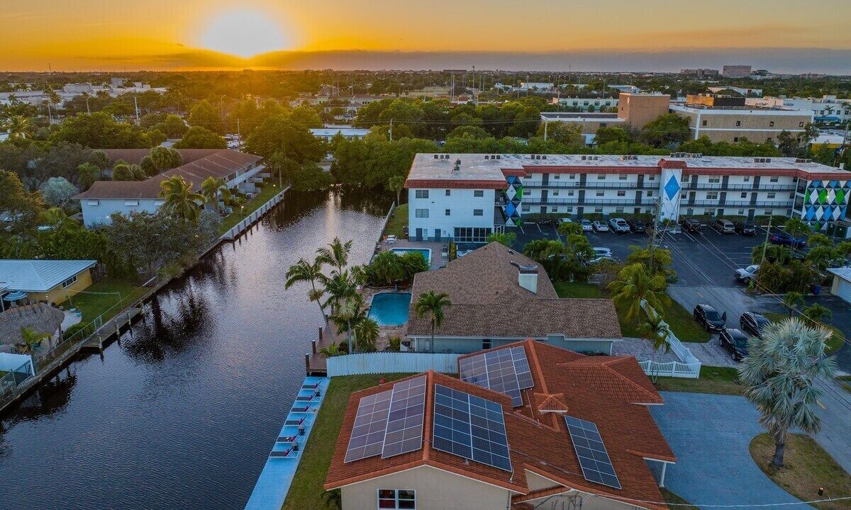 Photo of Outdoor in Coral Ridge Isles