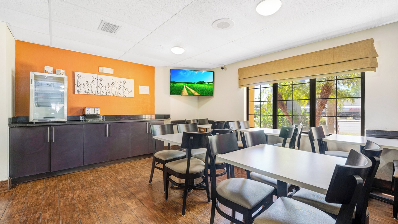 Photo of Livingroom in Leesburg