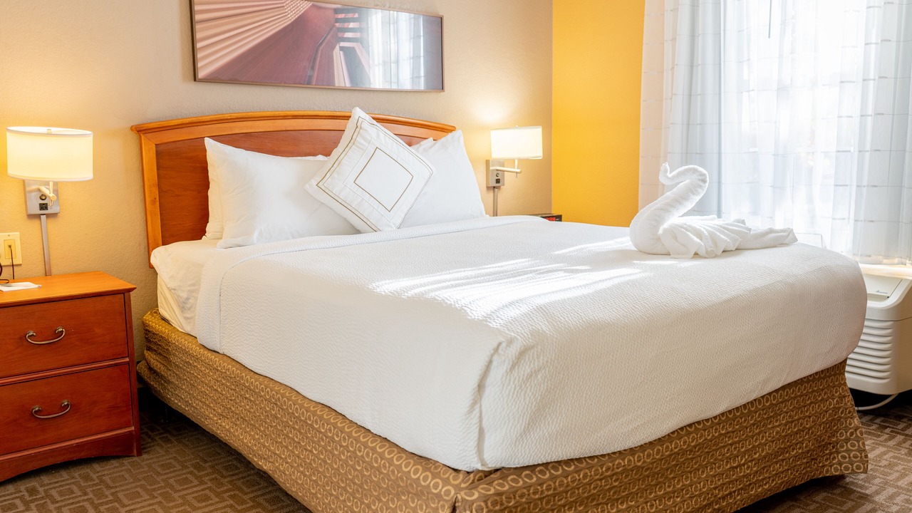 Photo of Bedroom in Las Colinas