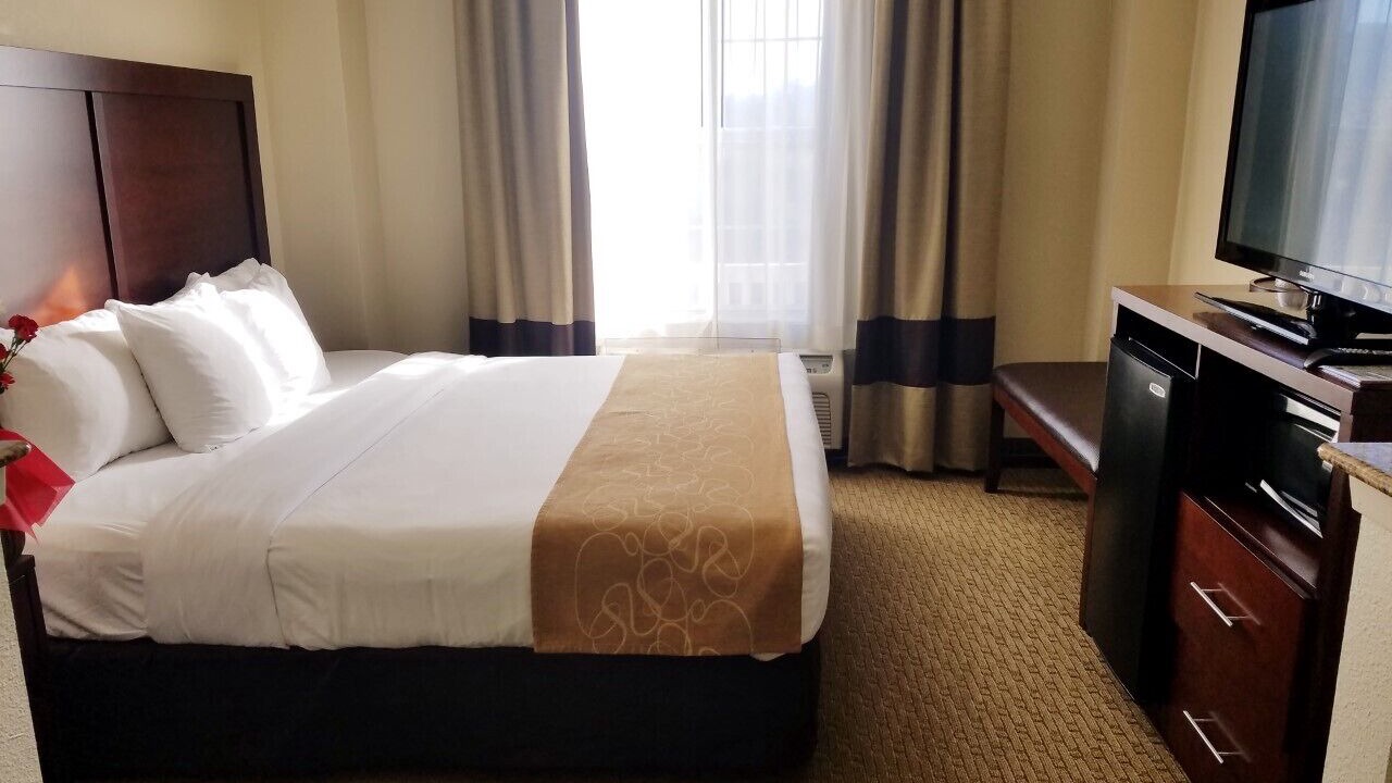 Photo of Bedroom in Las Colinas