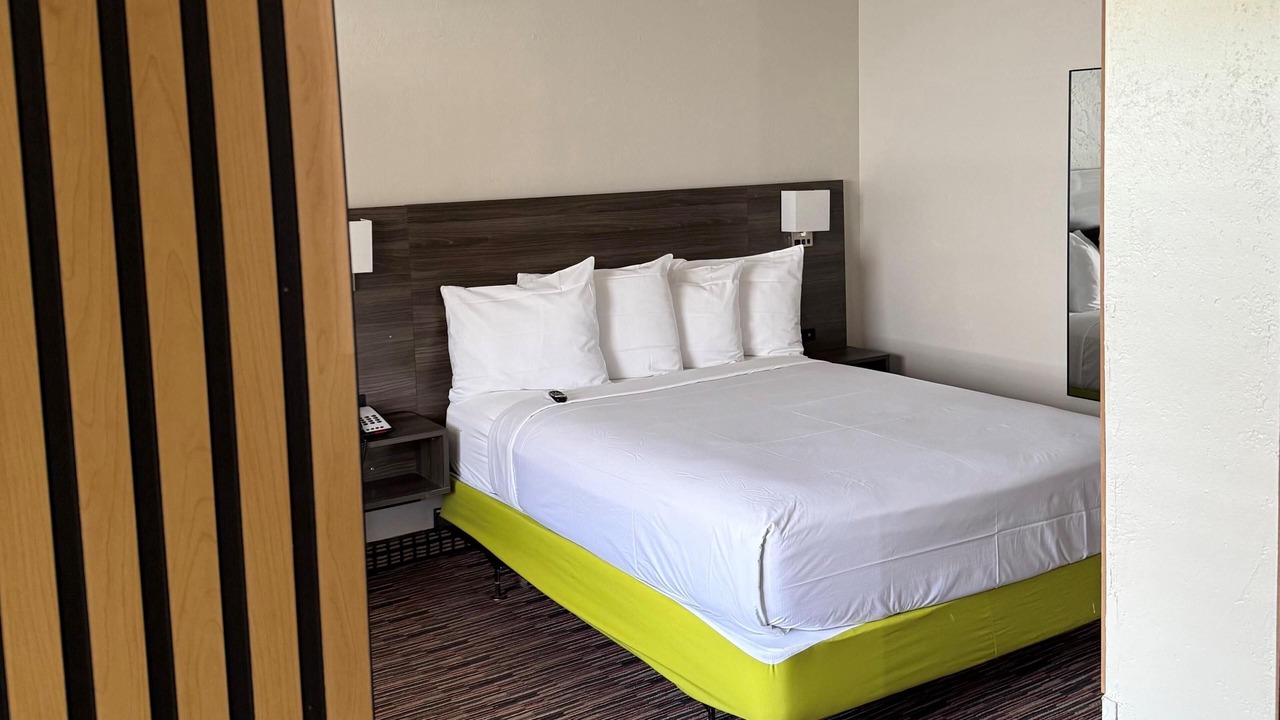 Photo of Bedroom in Las Colinas