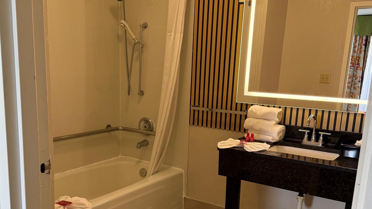 Photo of Bedroom in Las Colinas