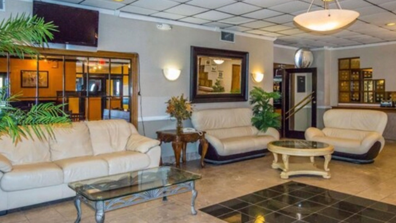 Photo of Livingroom in Lawton