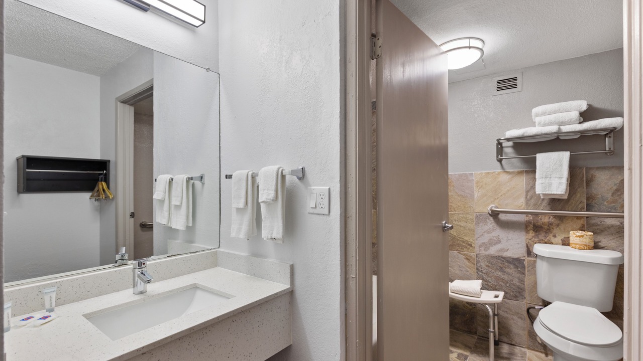 Photo of Bathroom in Pecos