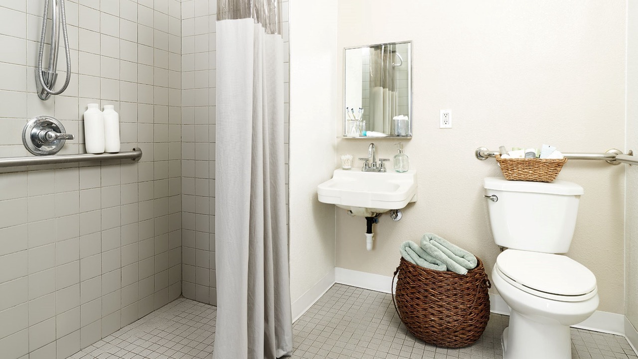 Photo of Bathroom in South Side