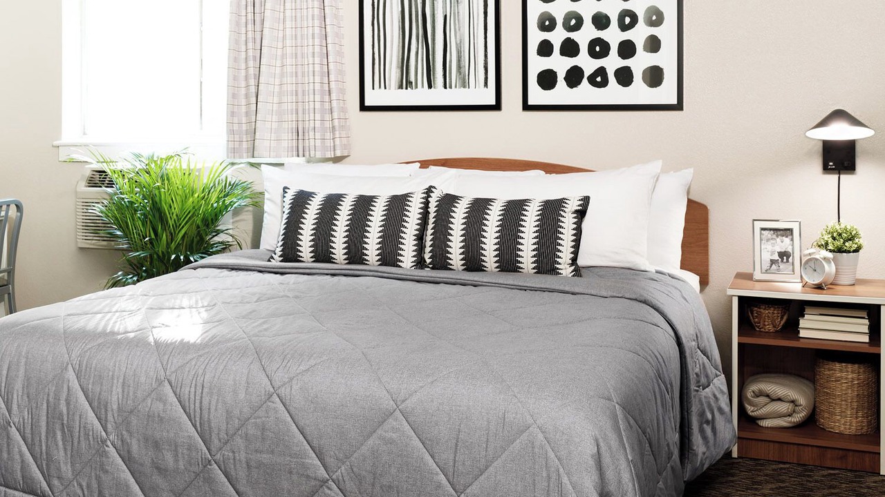 Photo of Bedroom in South Side
