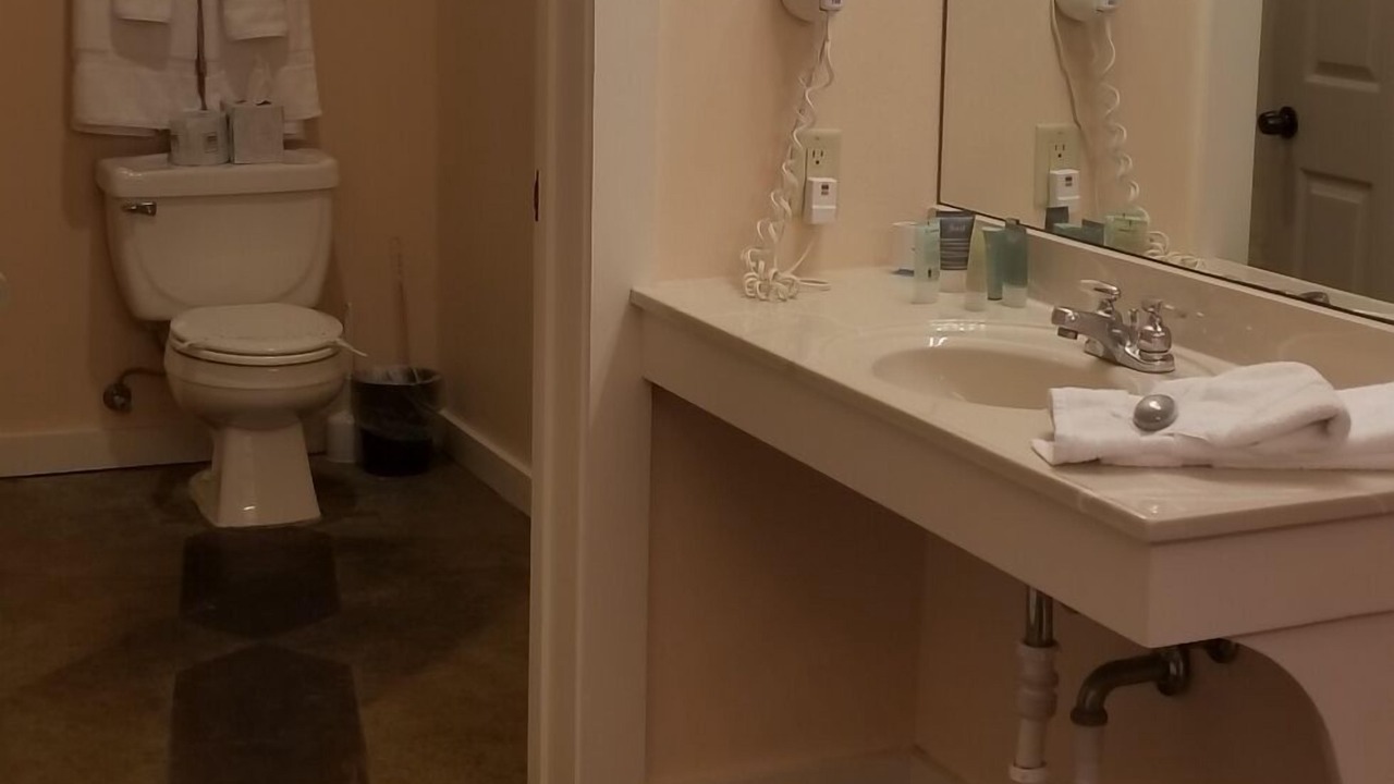 Photo of Bathroom in El Dorado