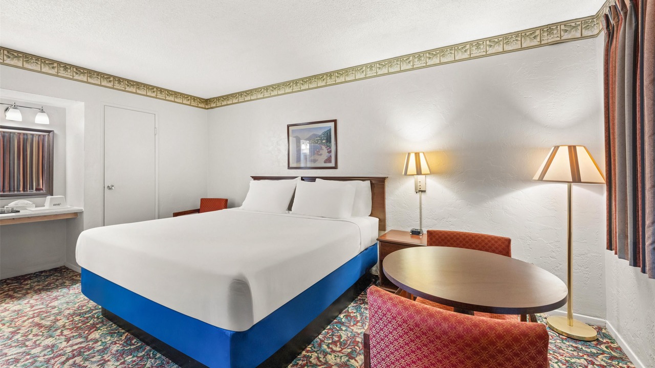 Photo of Bedroom in Pecos