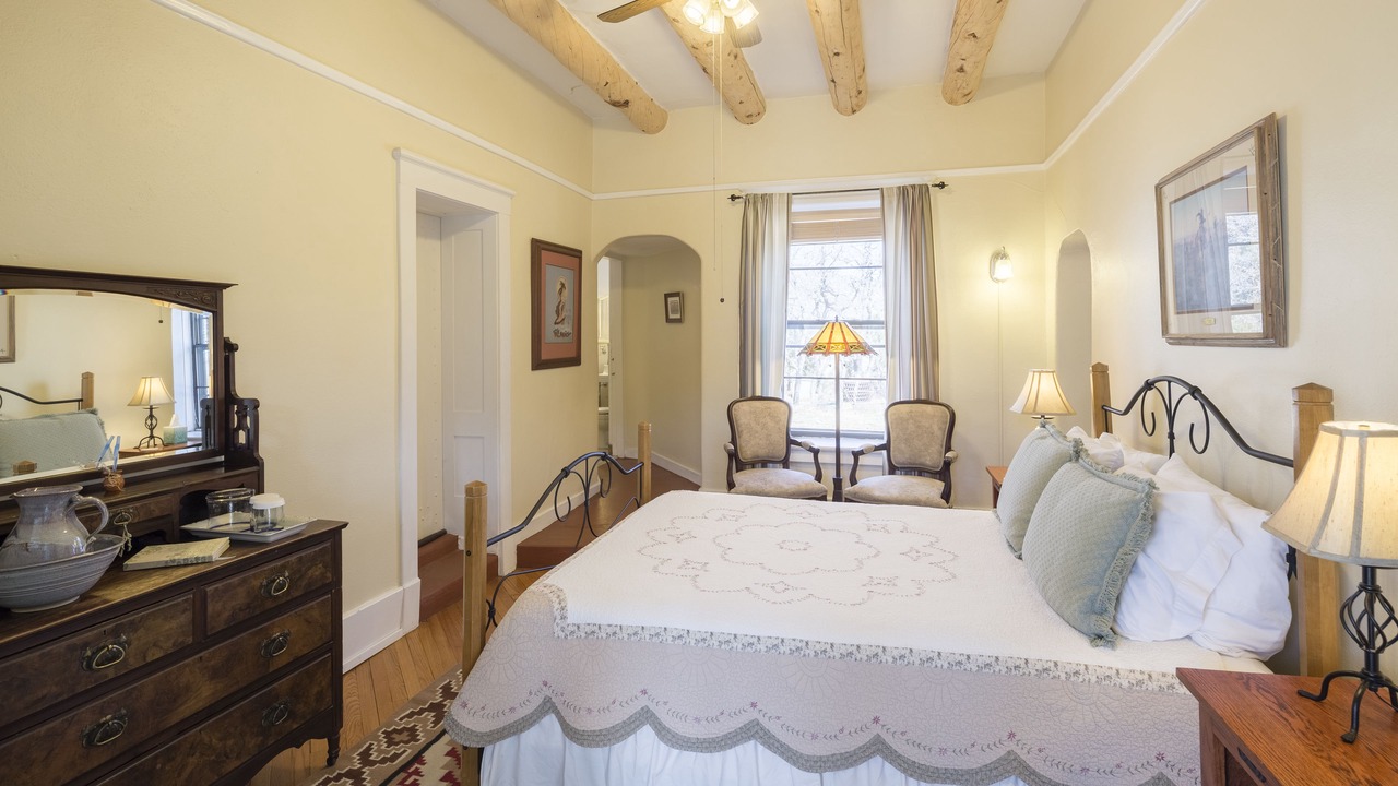 Photo of Bedroom in Cimarron