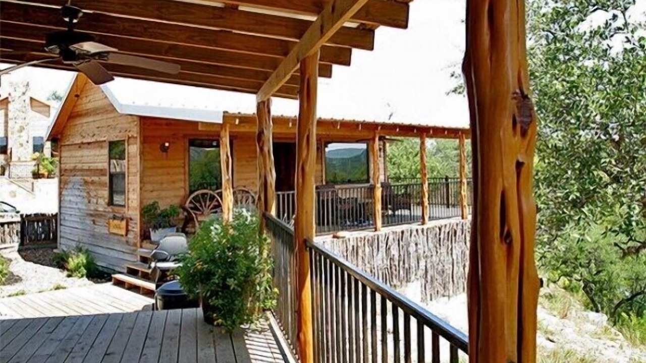 Photo of Outdoor in Canyon Lake